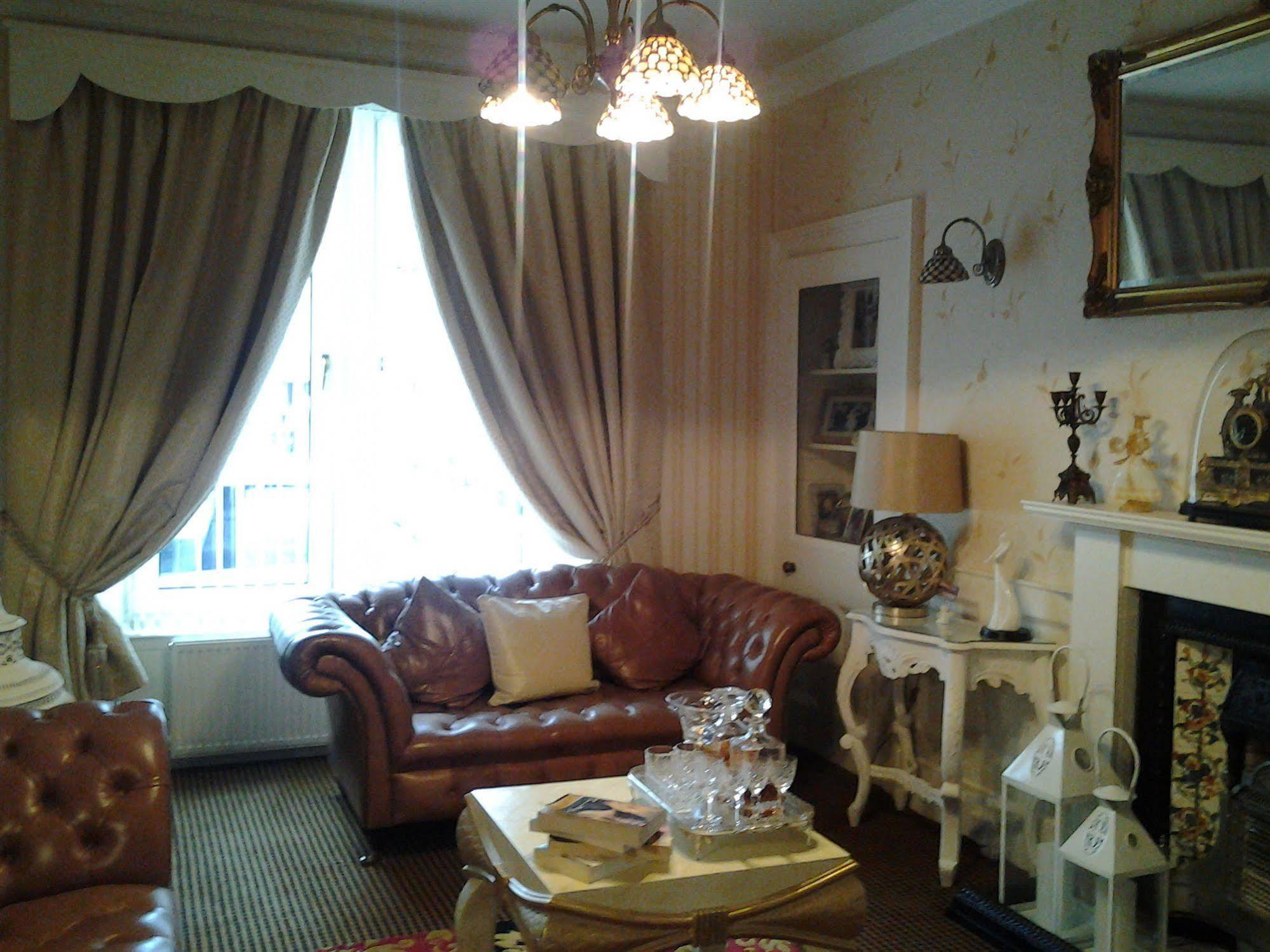 The Old Tramhouse Self Catering Apartments Стерлинг Экстерьер фото